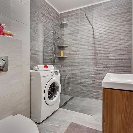 Appartement Penguin 1350 On Pulaskiego Street Krakau